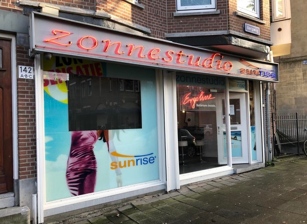 Winkelruimte Rotterdam te huur lage huur / zonnestudio