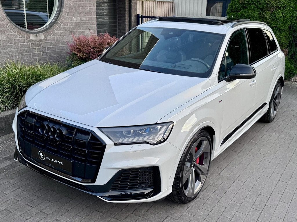 Audi Q7 60 TFSI e Quattro Competition 360 Pano Sfeer B&O M, Auto's, Audi, Gebruikt, 2995 cc, Wit, Plug-in hybride