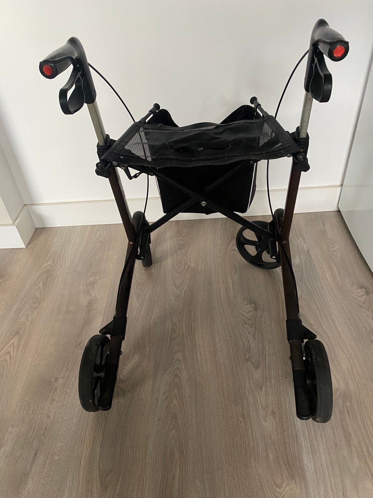 Rollator bruin te koop, Ophalen, Gebruikt