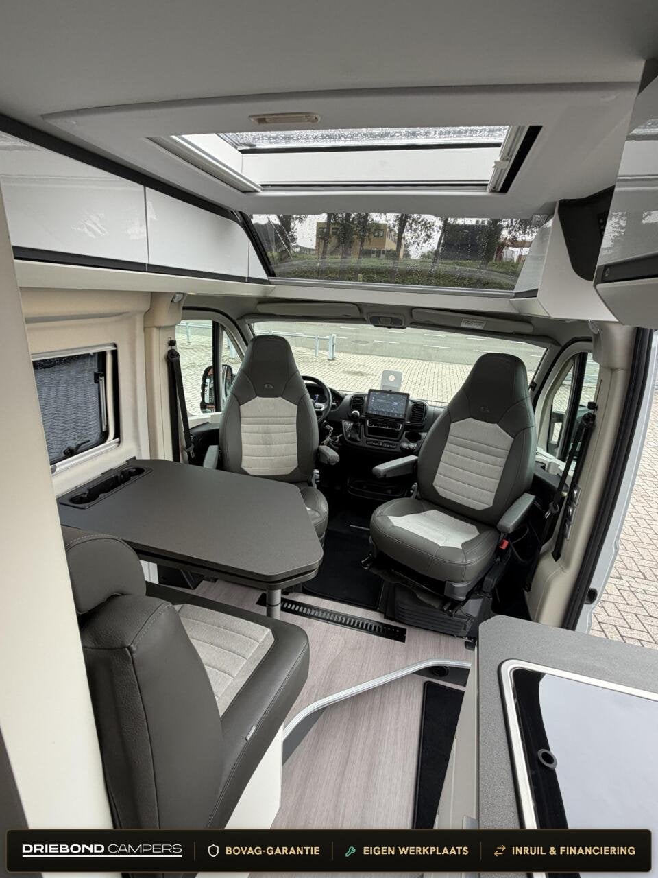 Adria 640 SGX Twin Supreme 9T-Automaat Luchtvering Zonnepane, Caravans en Kamperen, Automaat, Buscamper of Camperbus, 6 tot 7 meter