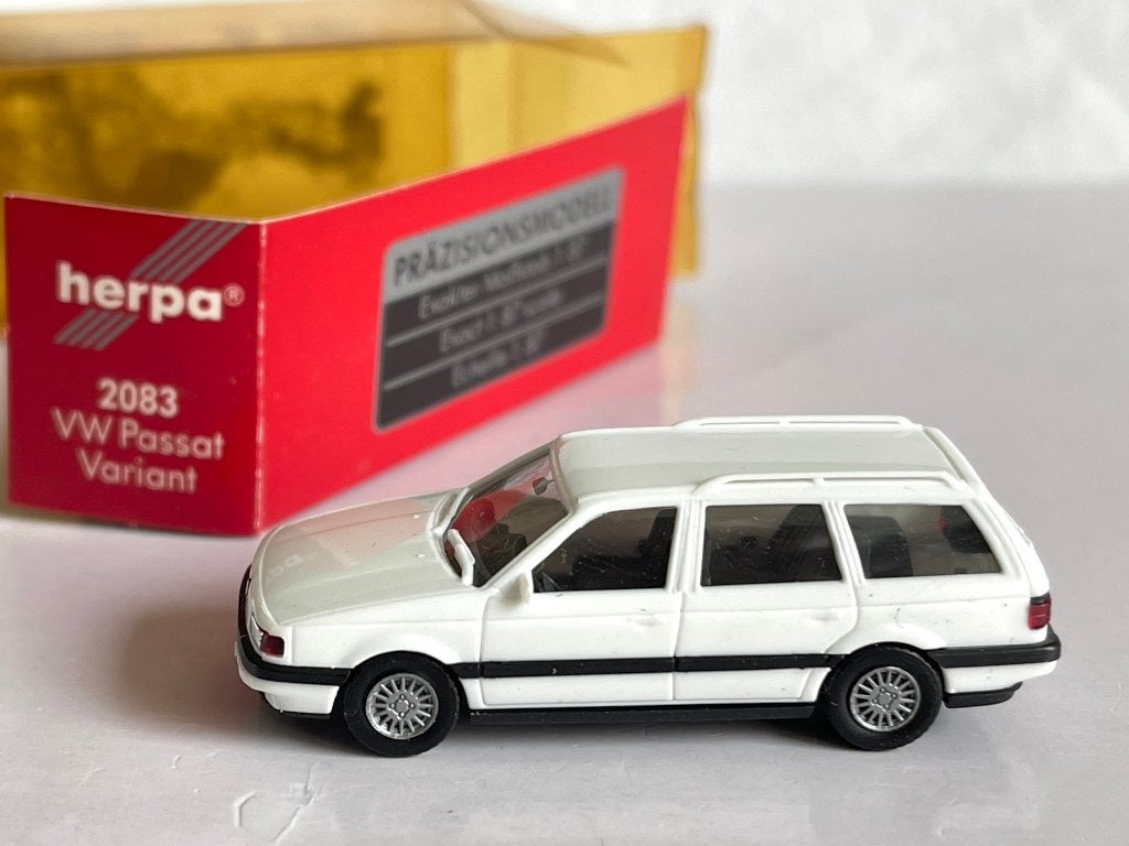 Herpa 2083: VW Passat Variant, Ophalen of Verzenden, Zo goed als nieuw, Auto, Herpa