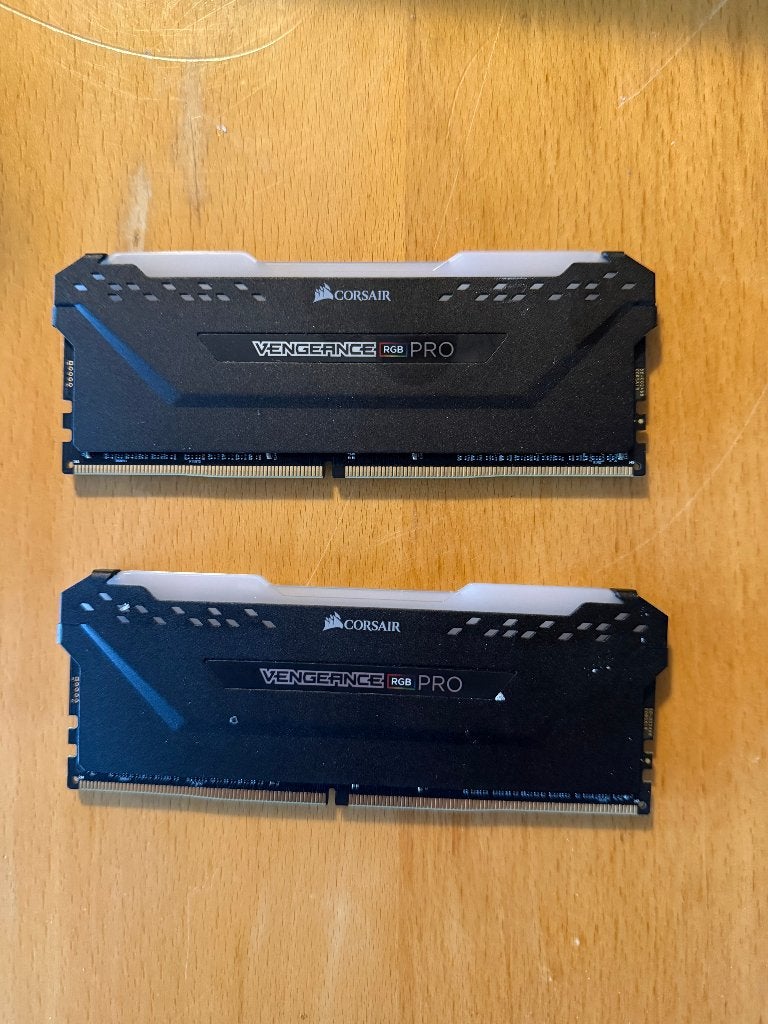 Corsair Vengeance RGB Pro 32GB (2x16GB) DDR4-3200 CL16, Computers en Software, Gebruikt, 32 GB, DDR4, Ophalen of Verzenden
