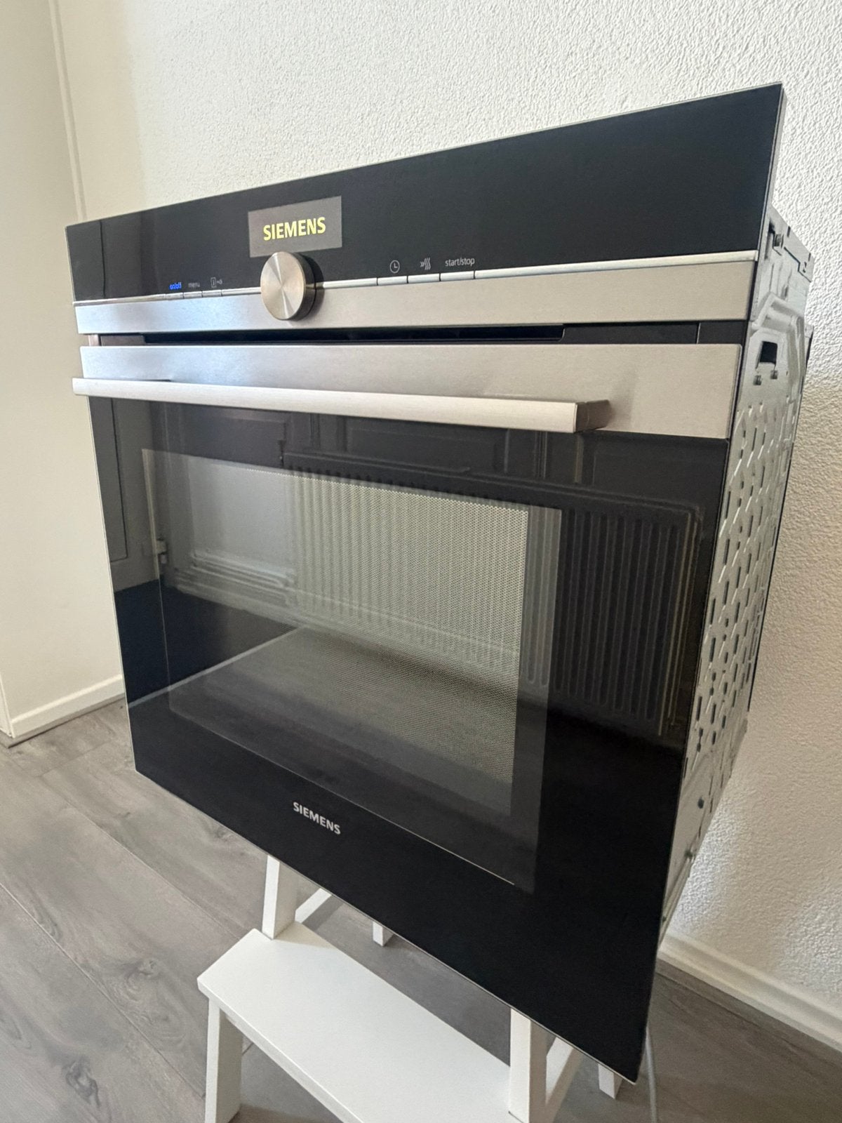 Zeer nette Siemens Inbouw Combioven - Topmodel, Ophalen, Combimagnetron, Hete lucht, Zo goed als nieuw