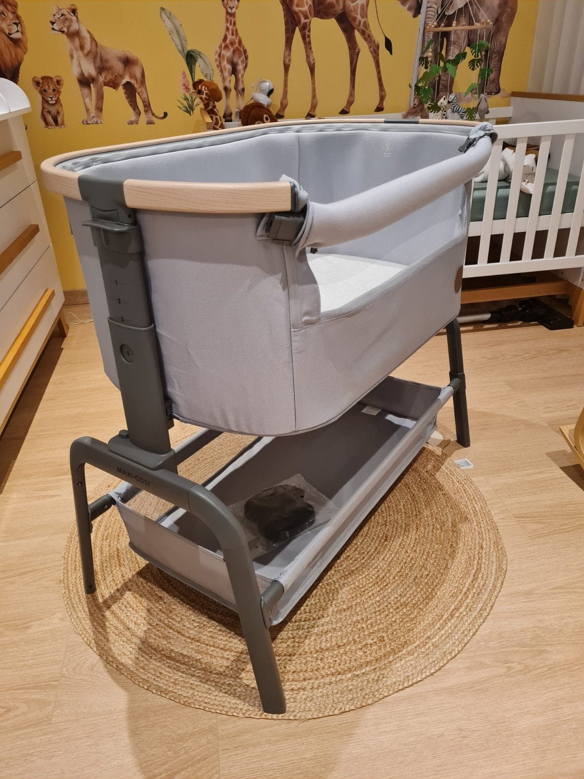 Maxi-Cosi Iora Co-sleeper - Zo goed als nieuw, Ophalen, Verstelbaar, Zo goed als nieuw, Grijs