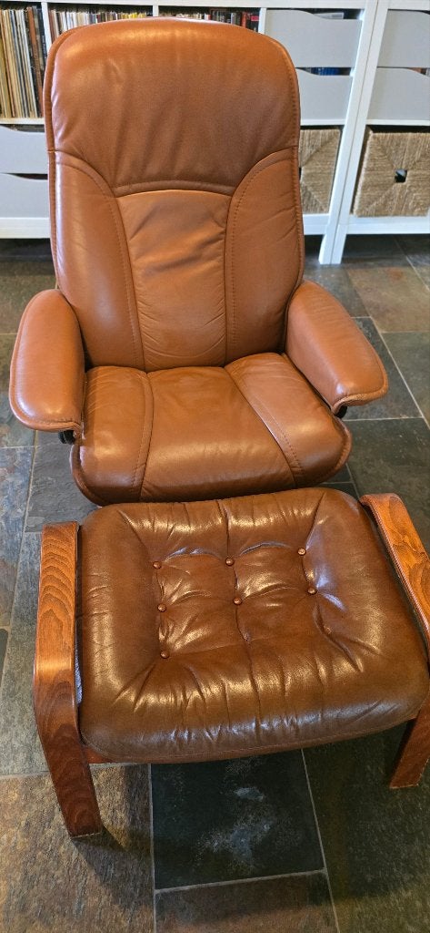 Ekornes Stressless Relaxfauteuil Bruin Leder – Incl. Hocker, Ophalen, Gebruikt, Minder dan 75 cm, 75 tot 100 cm