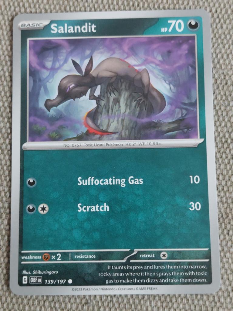 Pokémon Kaart Salandit 139/197 Obsidian Flames, Ophalen of Verzenden, Zo goed als nieuw, Losse kaart