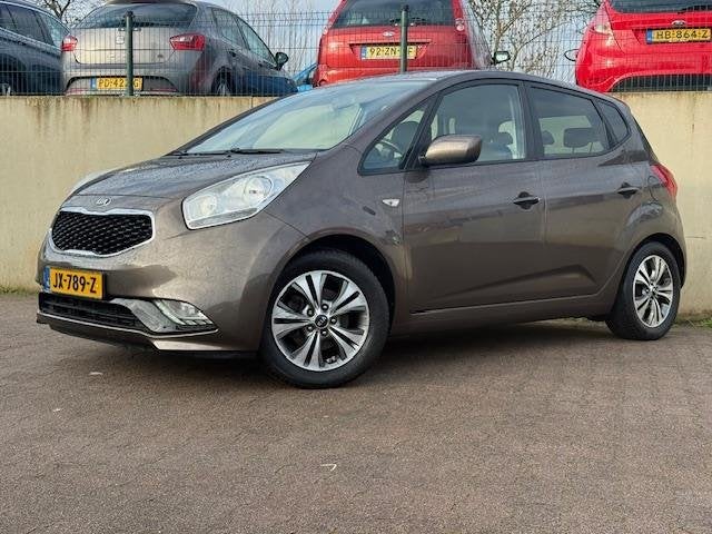 Kia Venga 1.4 CVVT DynamicPLusLine/NAVI/CAMERA/PDC/LEDER/CRU, Auto's, Voorwielaandrijving, Dealer onderhouden, Gebruikt, 4 cilinders