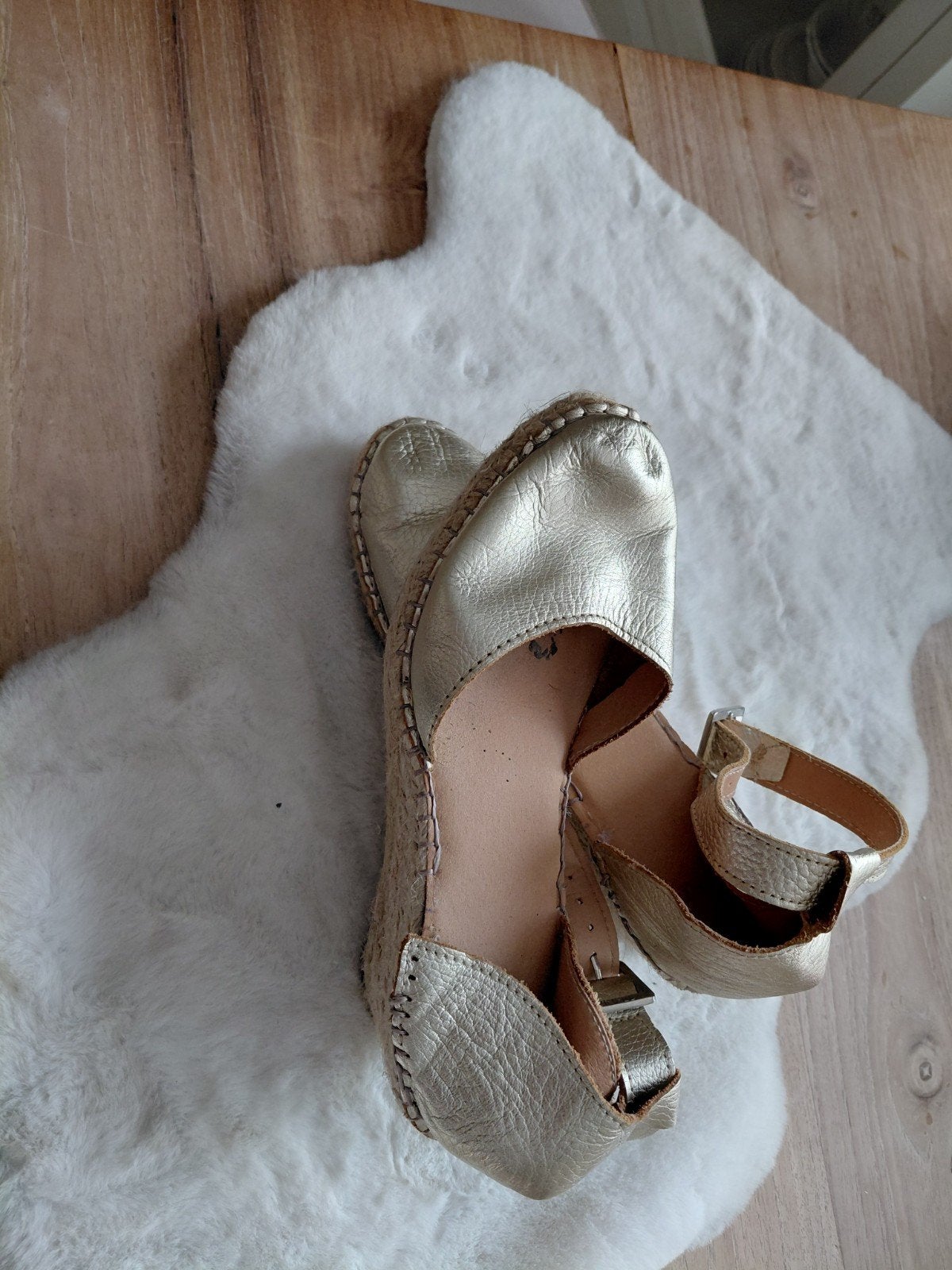 Gouden Espadrilles met Enkelbandje, Overige kleuren, Ophalen of Verzenden, Espadrilles of Moccasins, Onbekend