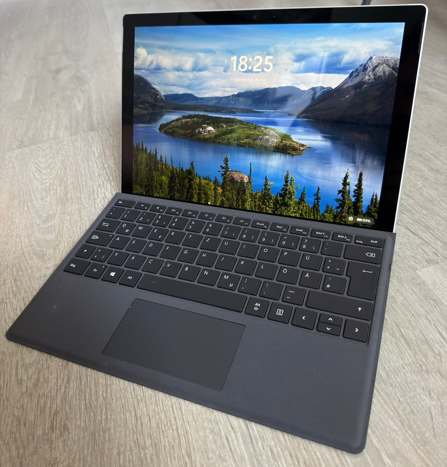 Microsoft Surface Pro 5 | i5 | 8GB ram | 256GB SSD | Silver, Ophalen, 2 tot 3 Ghz, 8 GB, Zo goed als nieuw