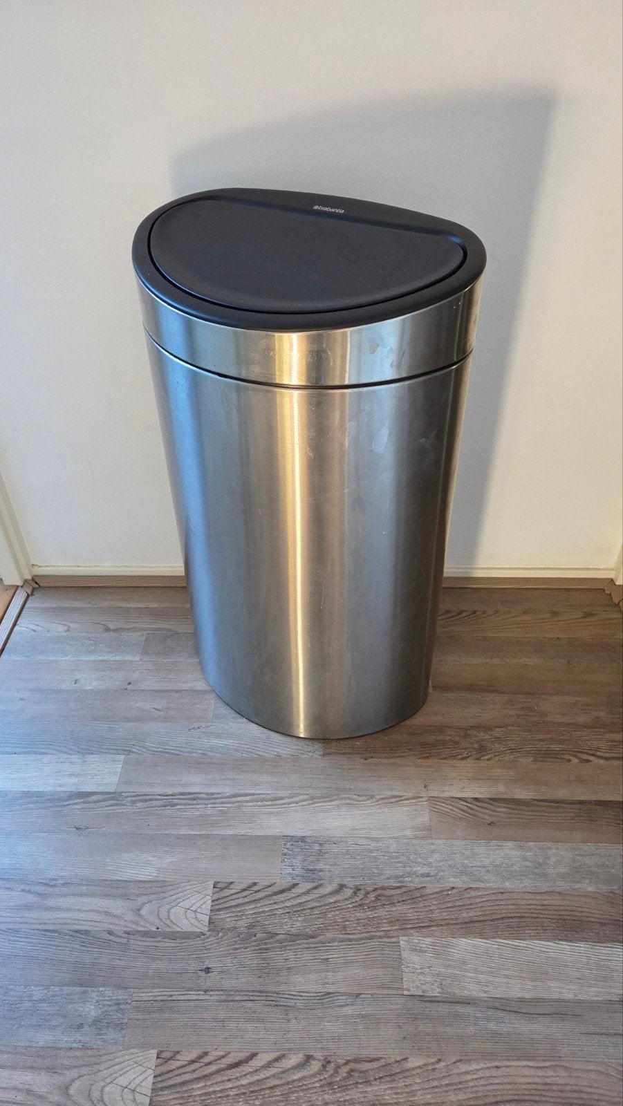 Brabantia Touch Bin 40L, 40 liter of meer, Ophalen, Gebruikt, Rvs