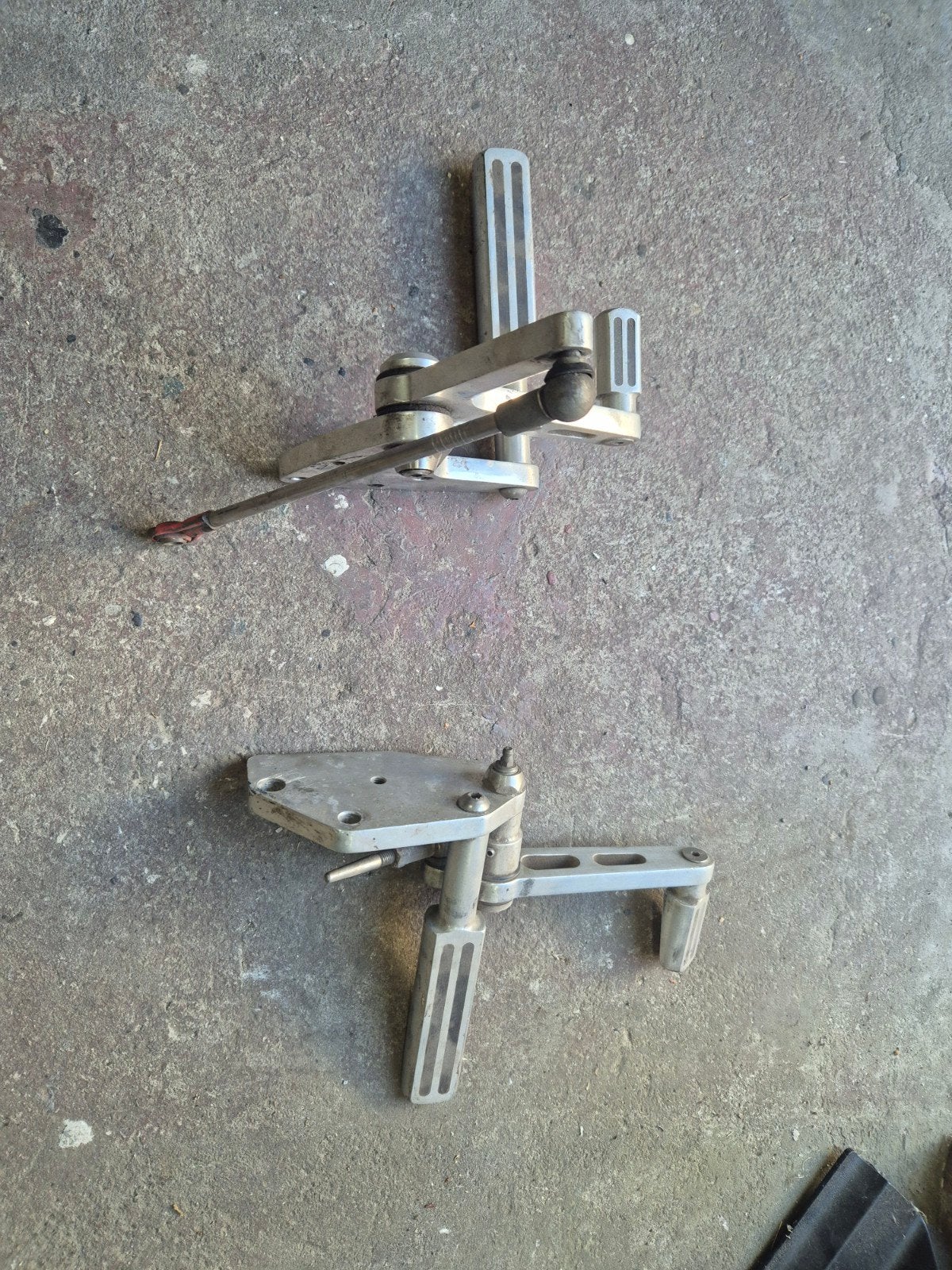 voetsteunen. breed achterspatbord, jiffy standaard, Motoren, Ophalen of Verzenden