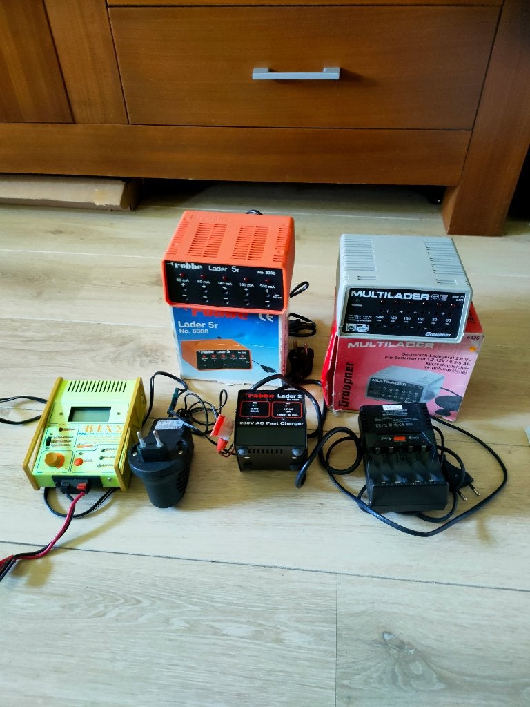 Modelbouw laders, Overige merken, 1:72 tot 1:144, Gebruikt, Ophalen of Verzenden