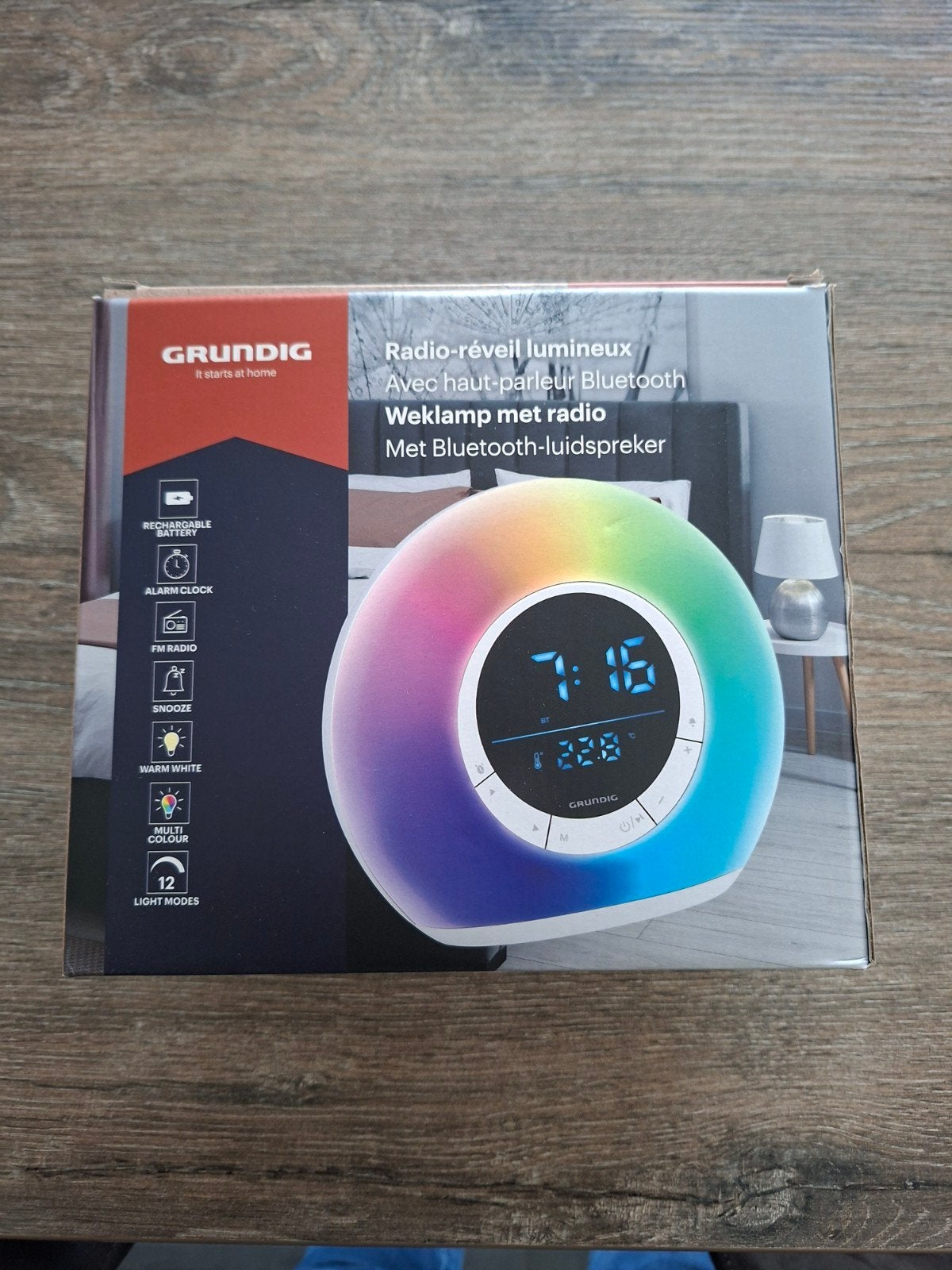 Grundig Wekker Radio, Bluetooth-luidspreker en wake up light, Ophalen of Verzenden, Nieuw