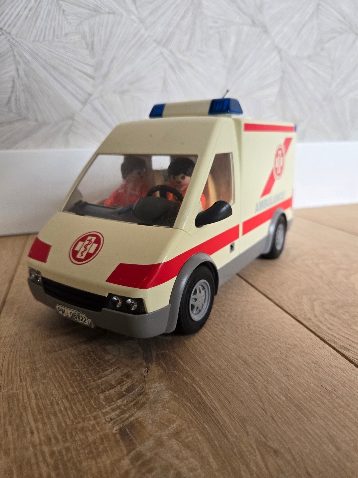 Playmobil Ambulance 4221 - Zo goed als nieuw, Ophalen of Verzenden