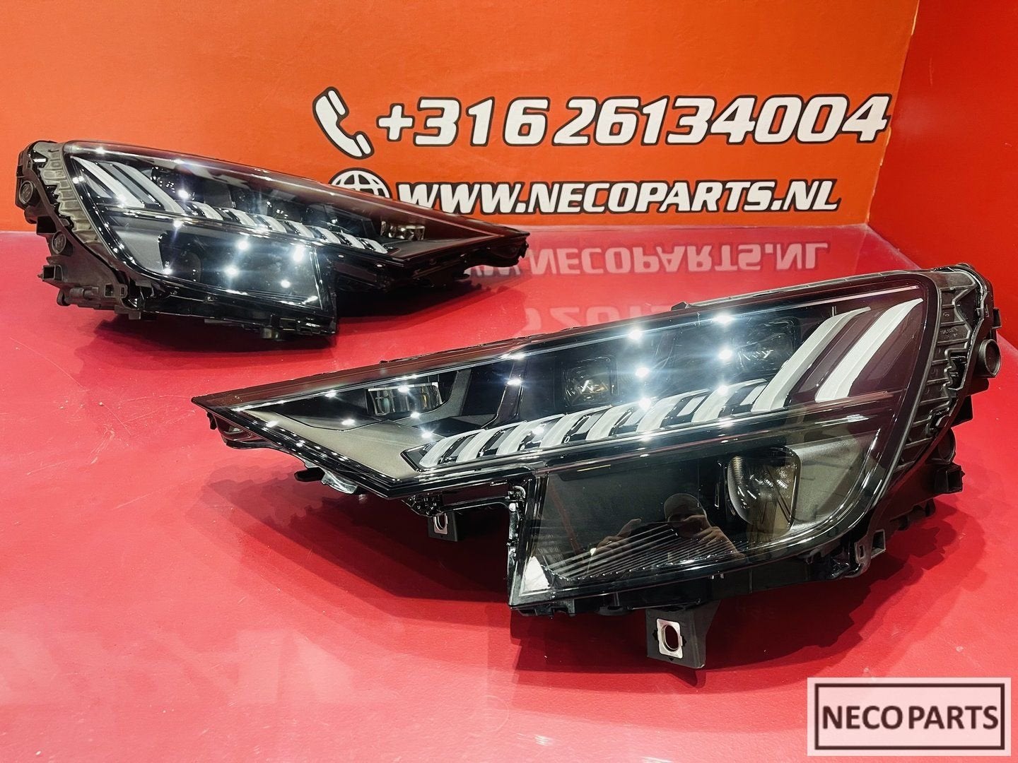 AUDI Q8 RSQ8 4M MATRIX LED KOPLAMPEN COMPLEET ORIGINEEL, Gebruikt, -, -, -