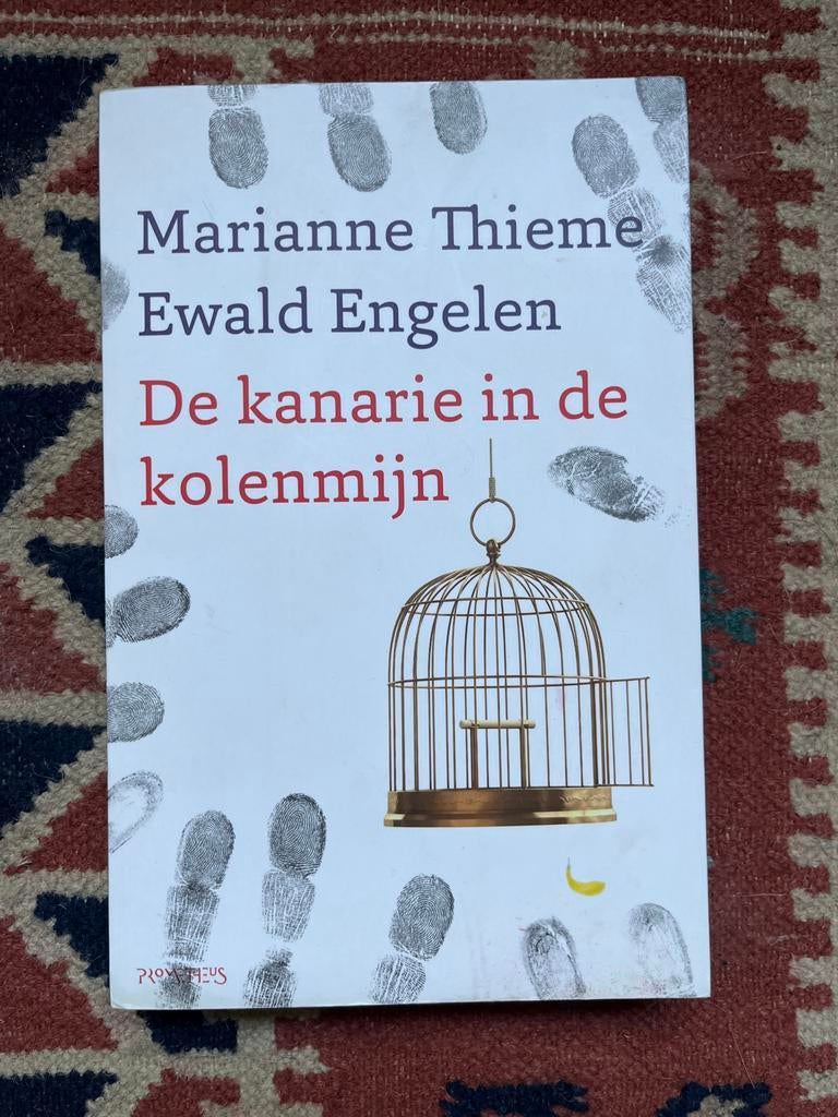 De kanarie in de kolenmijn - Marianne Thieme & Ewald Engelen, Ophalen of Verzenden, Gelezen