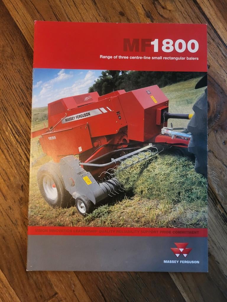 tractor folder Massey Ferguson 1800 balers, Boeken, Ophalen of Verzenden, Zo goed als nieuw