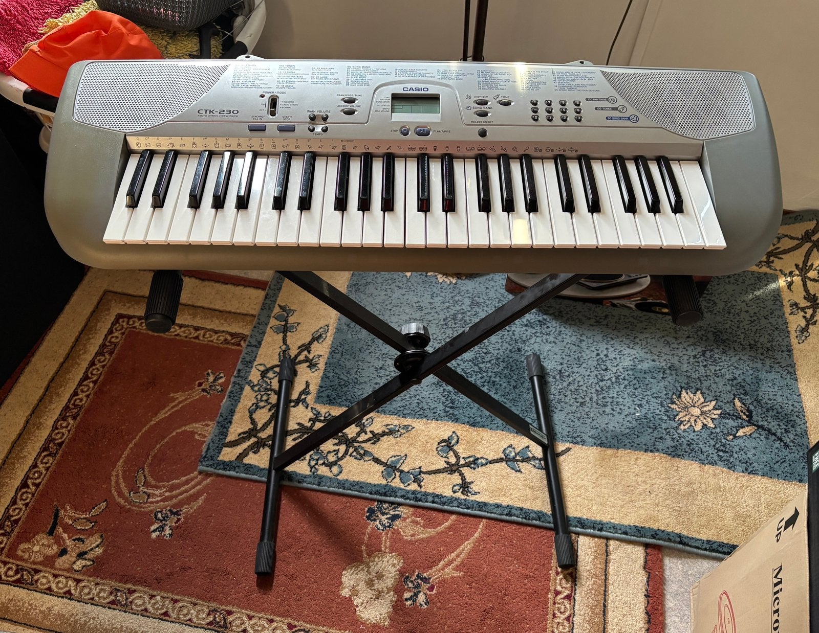 Casio ctk-230 keyboard met standaard, Muziek en Instrumenten, Casio, Gebruikt, Met standaard, Ophalen