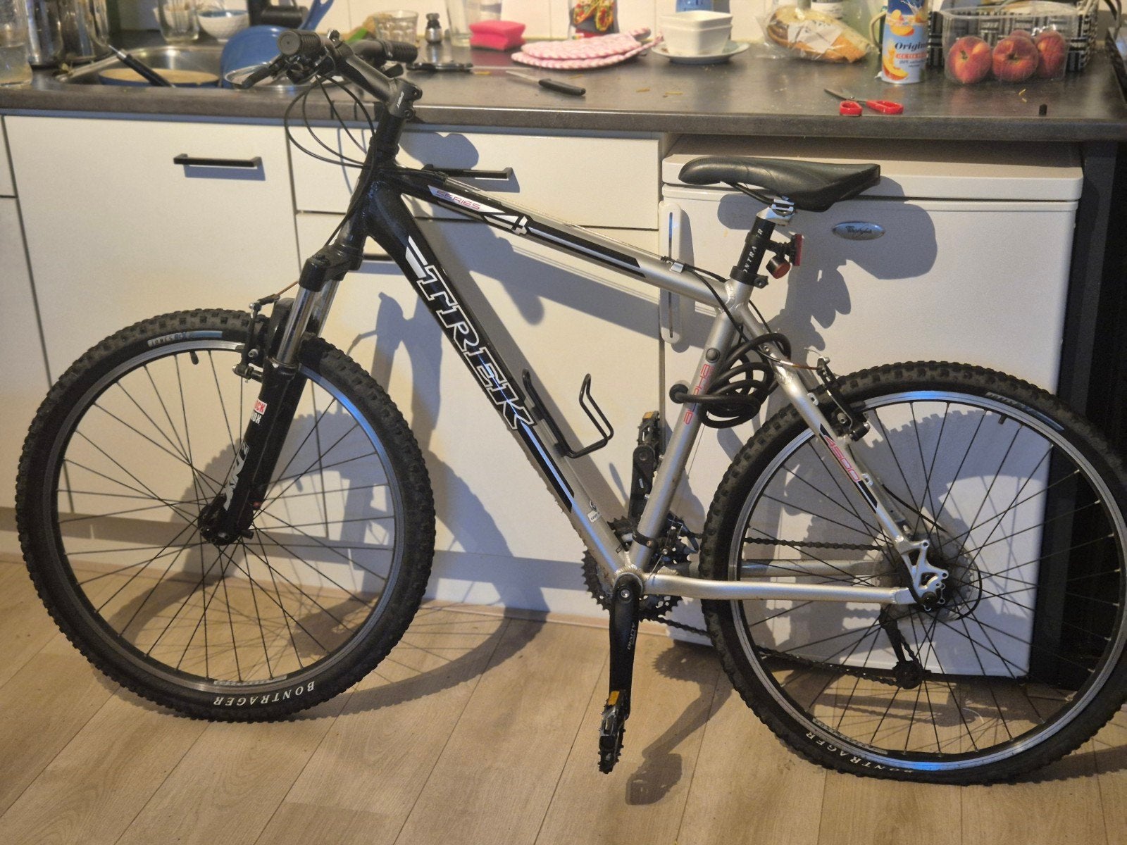 Trek 4500 Mountainbike - Herenfiets met vering, Fietsen en Brommers, Fietsen | Mountainbikes en ATB, Ophalen, Heren, Trek