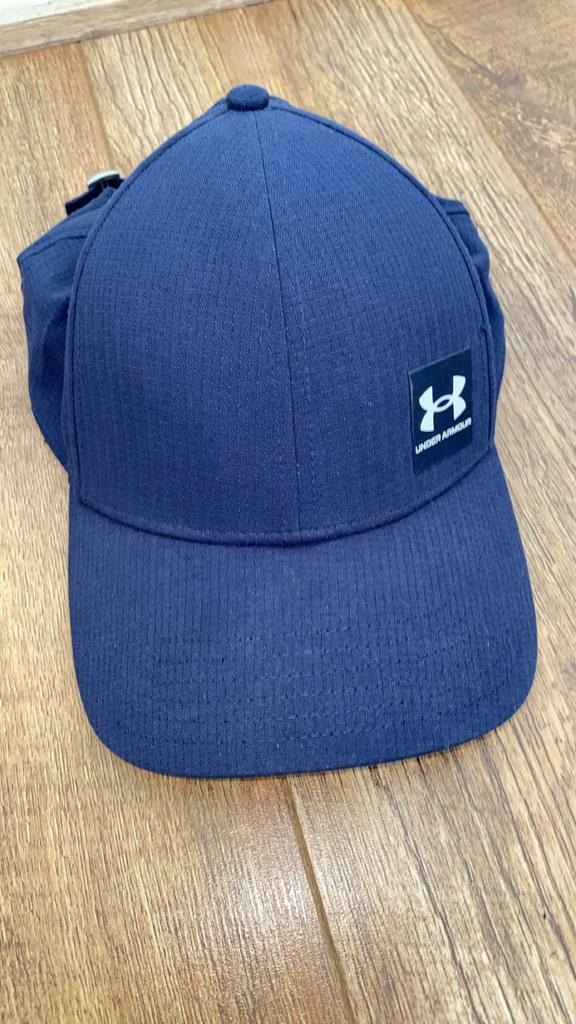 Under Armour Pet - Donkerblauw, Kleding | Heren, Ophalen of Verzenden, Zo goed als nieuw, One size fits all, Pet