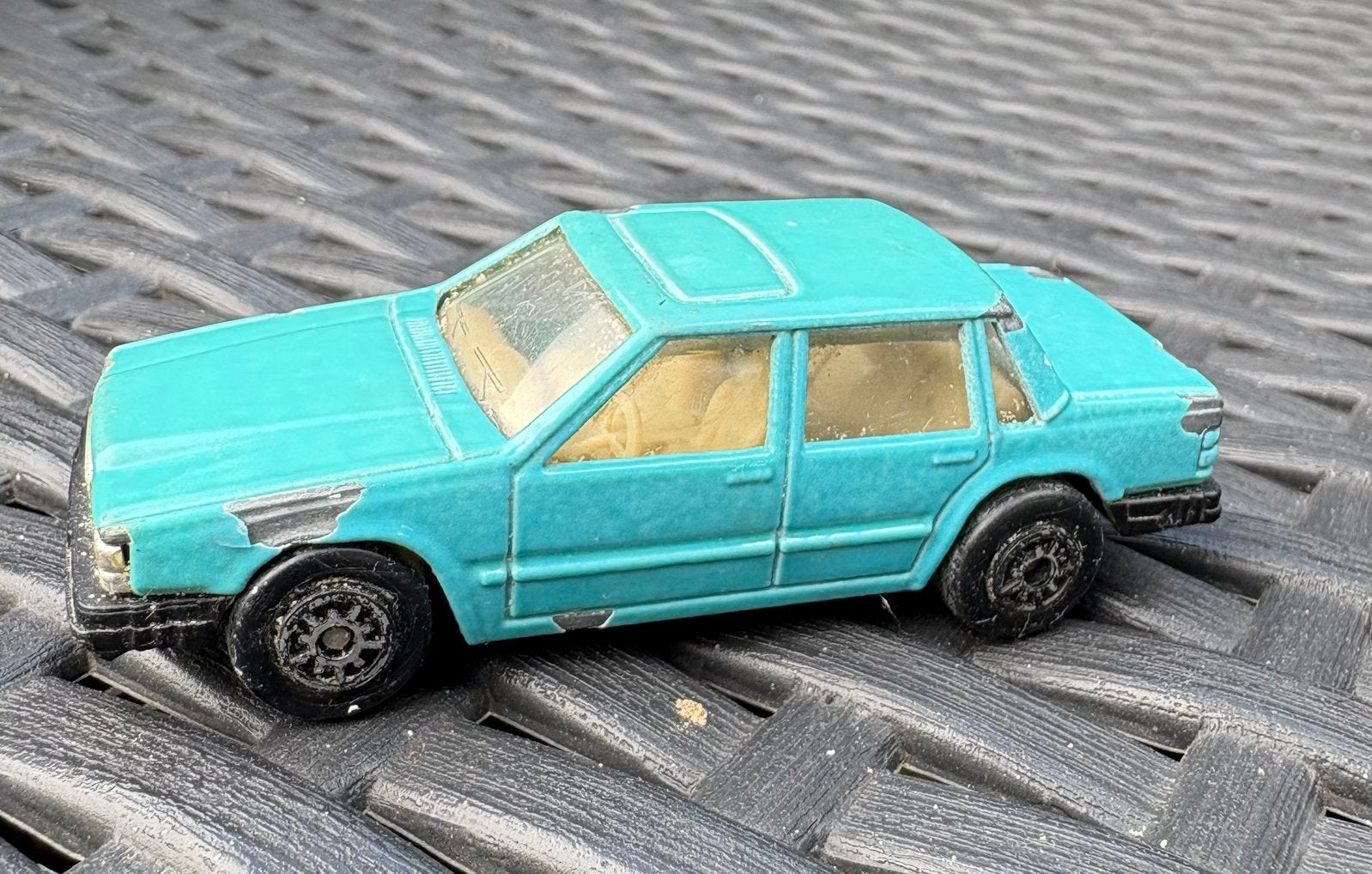 MC Toy Volvo 760 GLE, Ophalen of Verzenden, Gebruikt, Auto