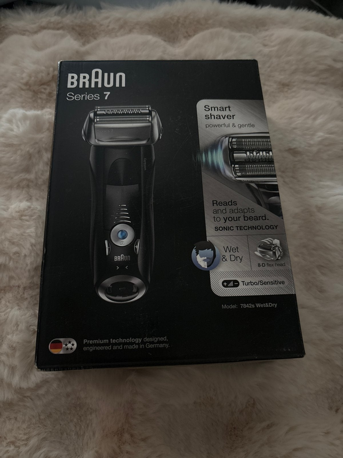 Braun Series 7 7842s Wet&Dry Smart Shaver - Nieuw in doos, Ophalen of Verzenden, Nieuw, Scheren en Epileren