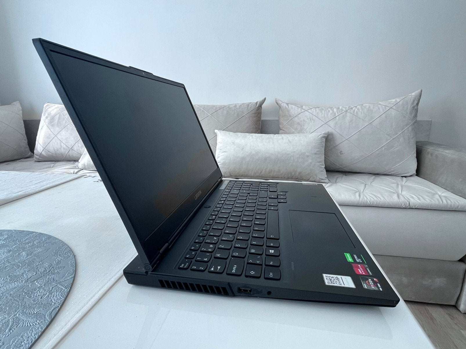 Lenovo Legion 5 - Defect moederbord, Gebruikt, Met videokaart, 2 tot 3 Ghz, 15 inch