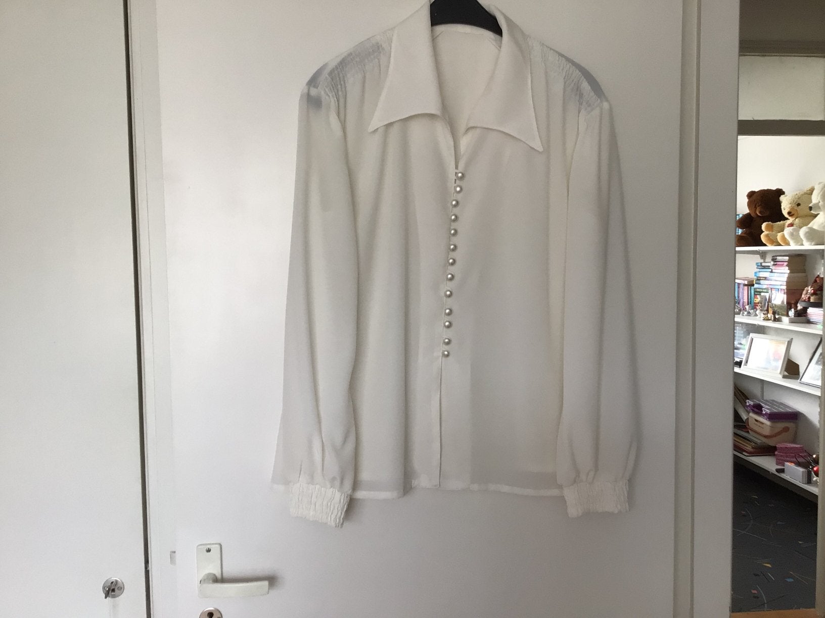 Mooie cremekleurige blouse, Ophalen of Verzenden, Nieuw, Maat 42/44 (L), Wit