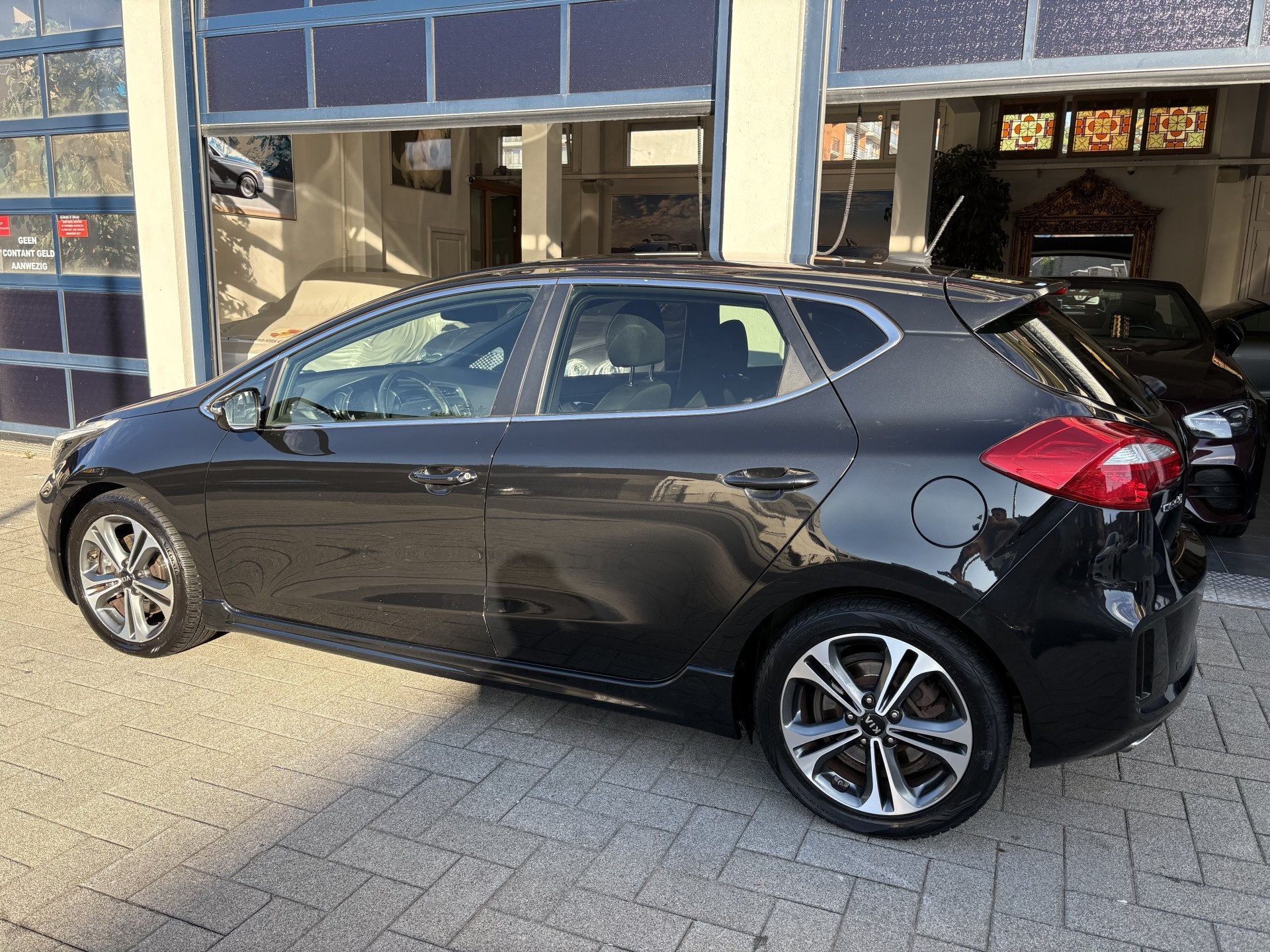Kia cee'd 1.6 CRDi . GT-Line AUTOMAAT/CAMERA/CLIMA/NW APK, Auto's, 136 pk, Gebruikt, Euro 6, 4 cilinders