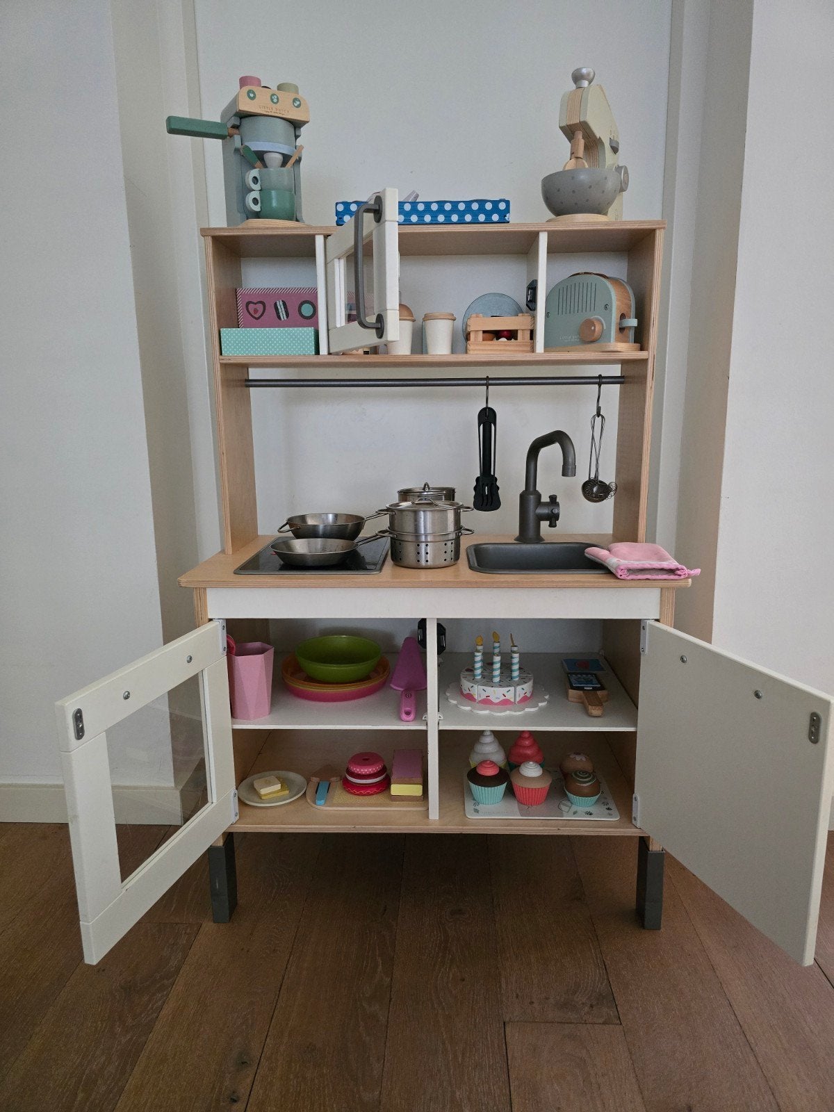 IKEA speelkeukentje met veel accesoires, Kinderen en Baby's, Ophalen, Gebruikt