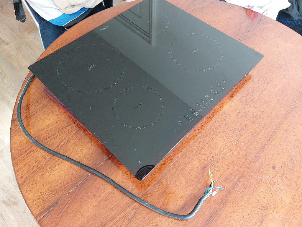 Inductie kookplaat Whirlpool 58x51 (bovenmaat), Witgoed en Apparatuur, Ophalen, 4 kookzones, Zo goed als nieuw, Inbouw