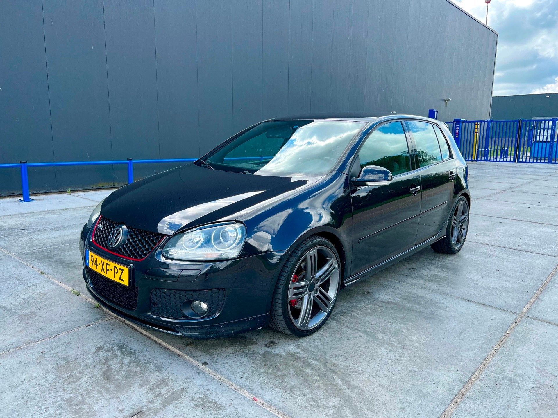 Volkswagen Golf 2.0 TFSI GTI Edition 30, Gebruikt, Zwart, 4 cilinders, 1984 cc