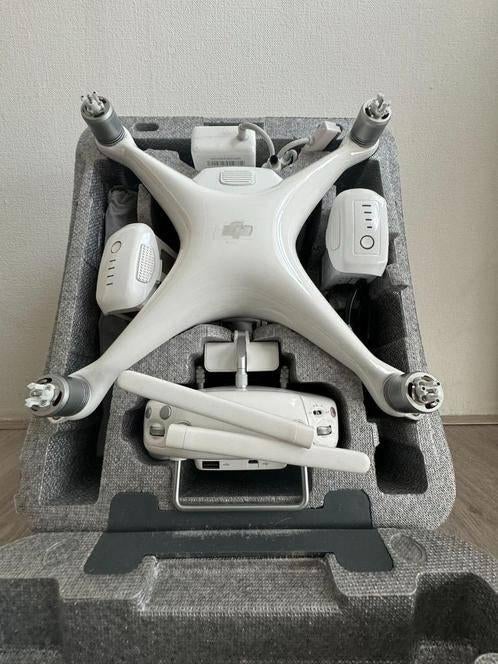 DJI Phantom 4 met 3 accu's, Gebruikt, Cameradrone, Extra accu('s), 1 tot 5 kilometer