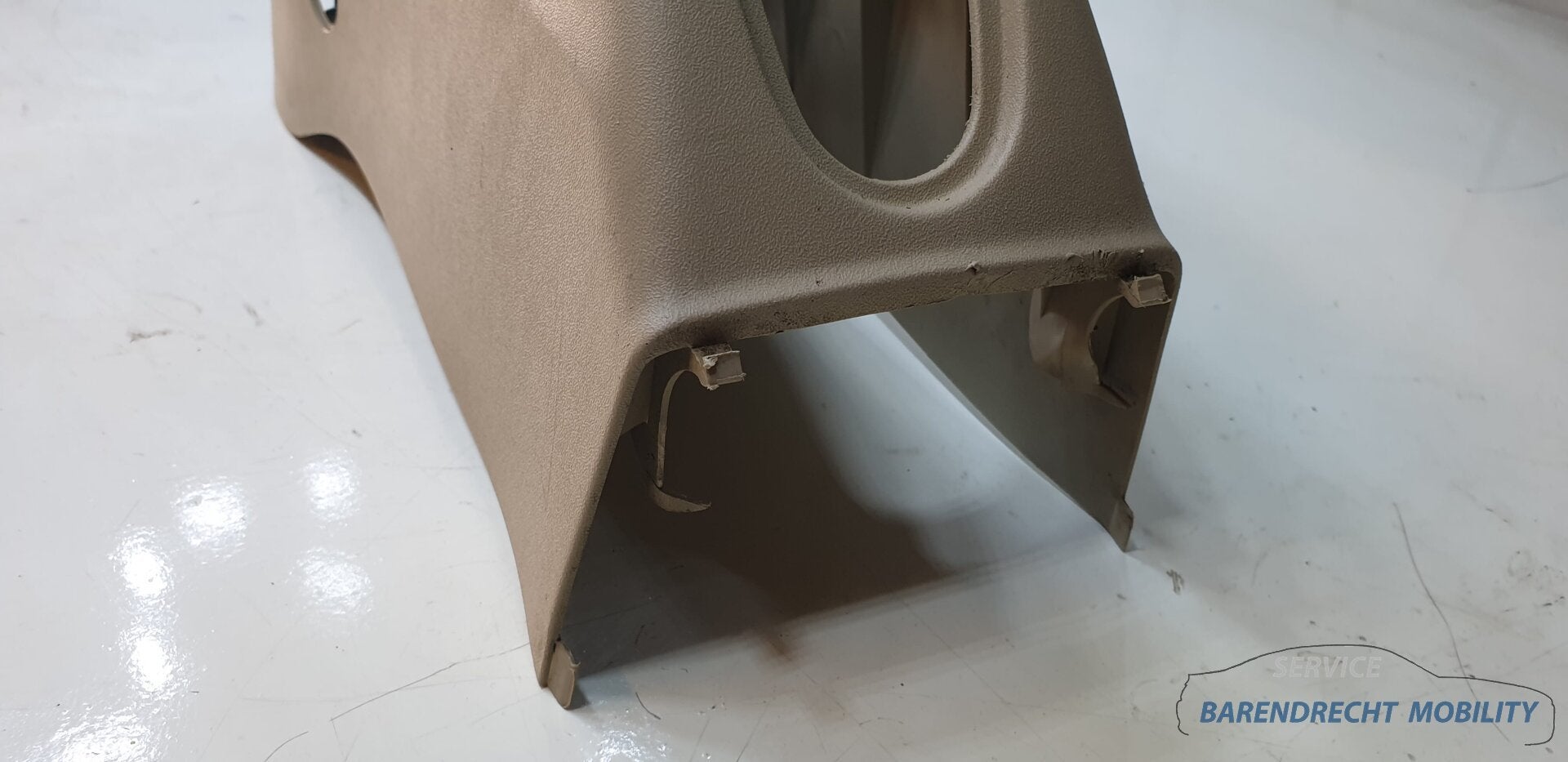 Middenconsole armsteun VW Golf III IV cabriolet USA 1HM85796, Gebruikt, Volkswagen, Volkswagen AG, Berliner Ring 2
38440  Wolfsburg, DE