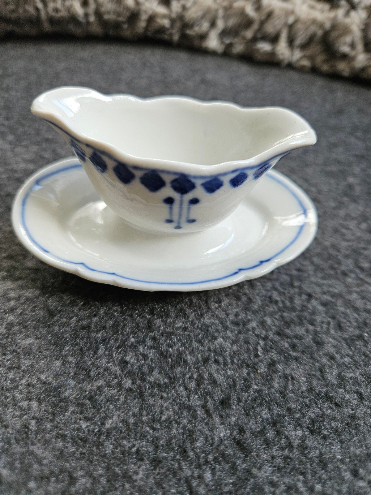 Antiek kinderservies juskom/soepterrine, Ophalen of Verzenden