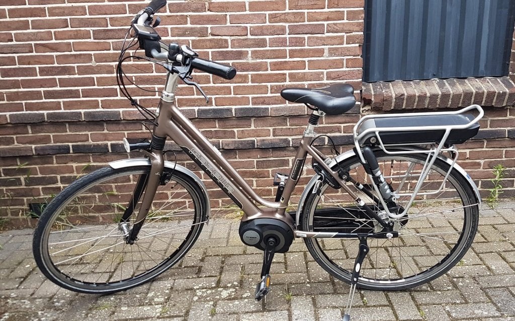 gazelle elektrische fiets middenmotor  1 maand garantie, Fietsen en Brommers, Fietsen | Dames | Damesfietsen, Ophalen, (Extra) lage instap