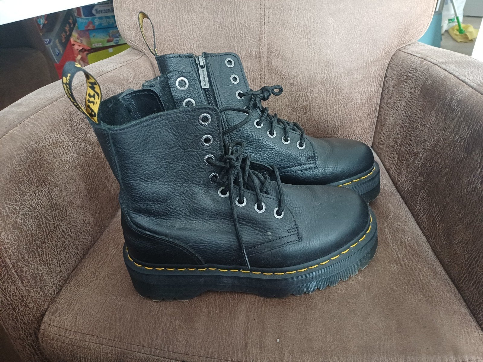 Dr. Martens laarzen - Maat 41 (valt groot), Ophalen, Zwart, Lage of Enkellaarzen, Nieuw