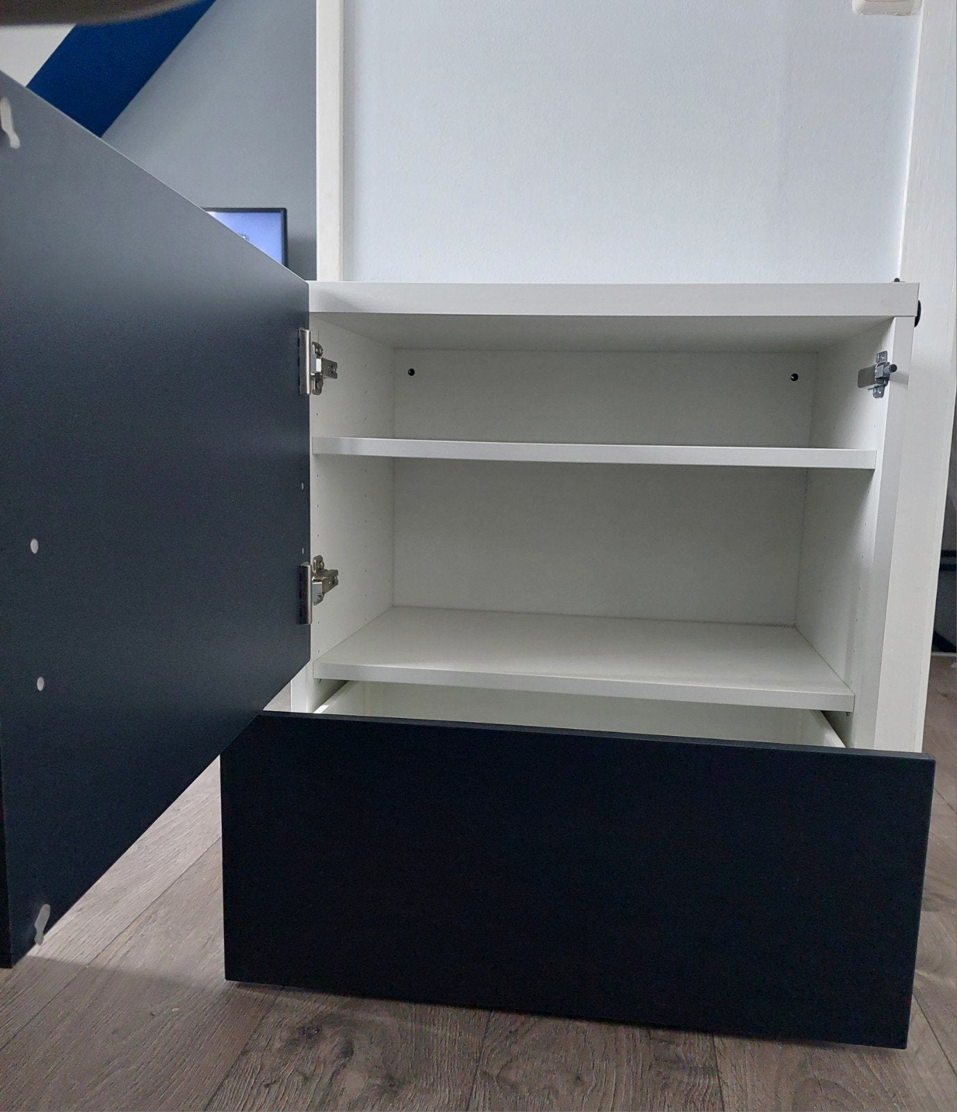 IKEA Besta kastje, Ophalen, Gebruikt