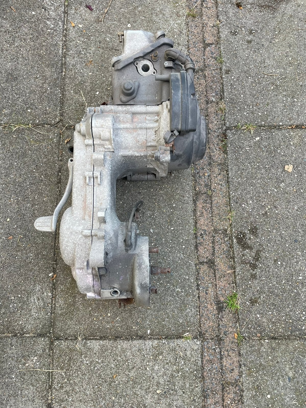 Vespa Sprint/Primavera 4klepper motorblok werking onbekend, Ophalen of Verzenden