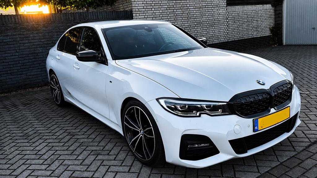 BMW OEM 19” M Double Spoke 791M velgen Goodyear winterbanden, Gebruikt, 255 mm, Banden en Velgen, Winterbanden