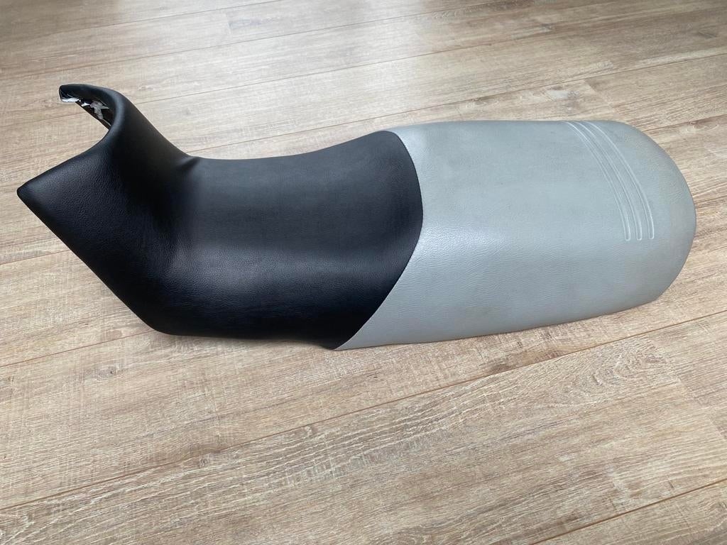 Zadel gsx1100s Katana, Motoren, Ophalen, Gebruikt