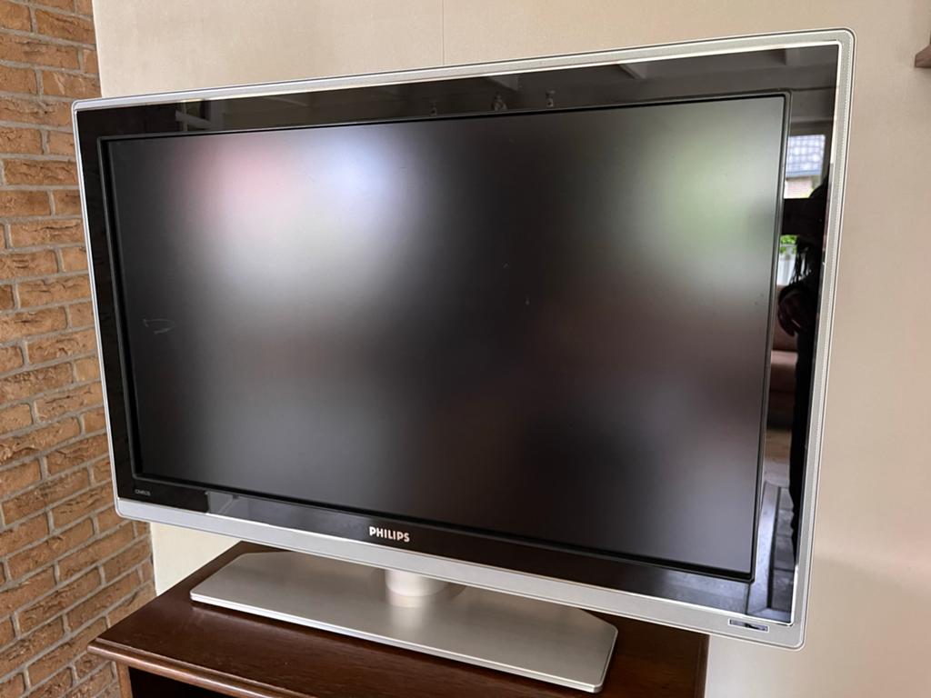 Philips Cineos TV met afstandsbediening, Ophalen, Philips, Gebruikt, 50 Hz