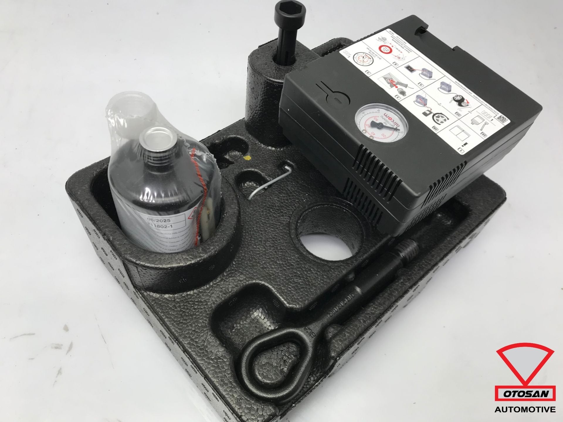 VW Polo 2G Tiguan Elekt. Pomp Schuim Gereedschap 5N0012615F, Gebruikt, Volkswagen AG, Band(en), Berliner Ring 2
38440  Wolfsburg, DE