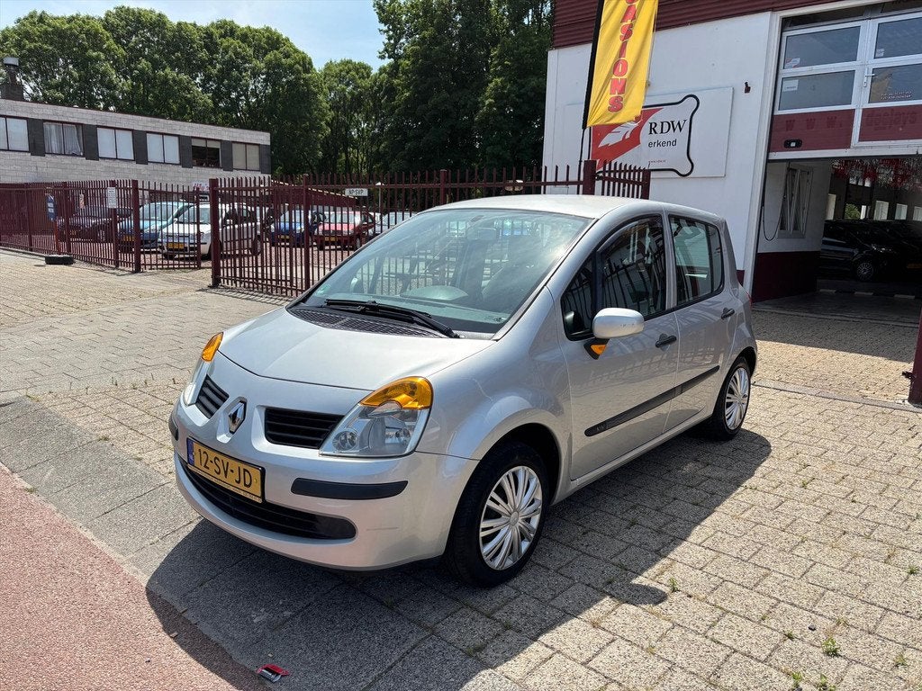 Renault Modus 1.2 16V Authentique AIRCO, Gebruikt, 4 cilinders, 1055 kg, 49 €/maand