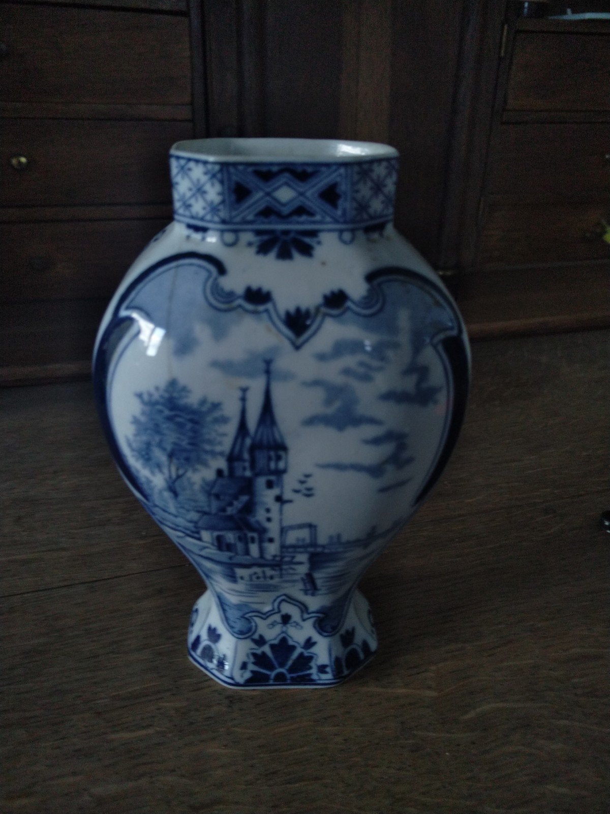 Antieke Delfts Blauwe Vaas met Kasteeldecoratie, Ophalen