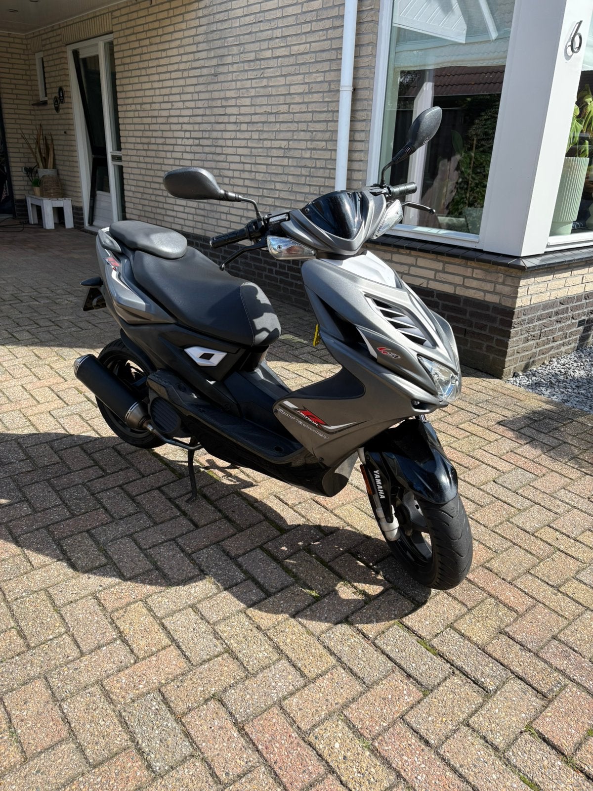 Yamaha Aerox R 2016, Fietsen en Brommers, Ophalen, Zo goed als nieuw, Benzine, Aerox