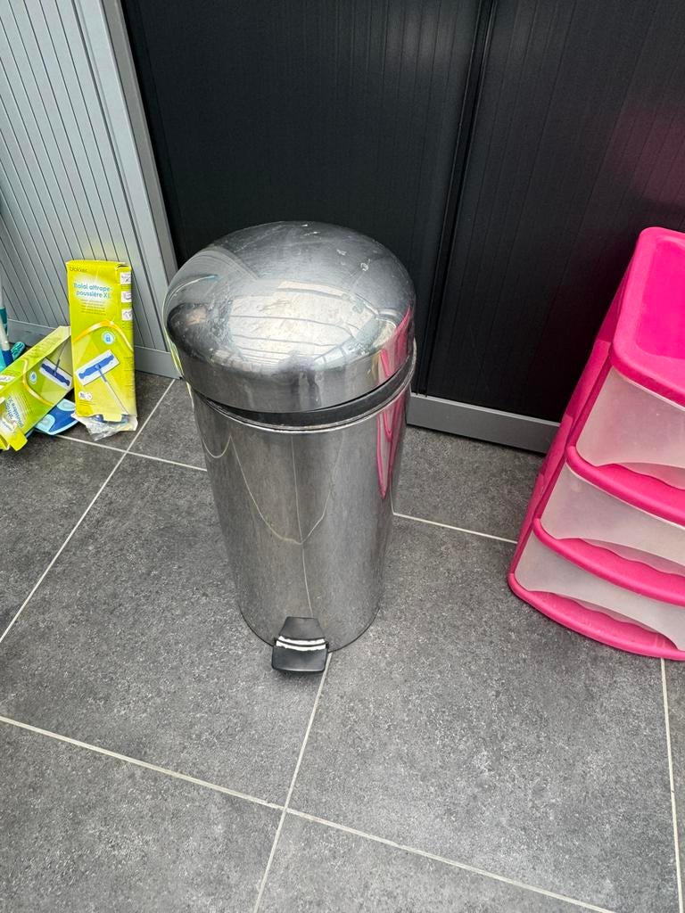 Prullenbak, Huis en Inrichting, Woonaccessoires | Prullenbakken, Ophalen of Verzenden, Zo goed als nieuw