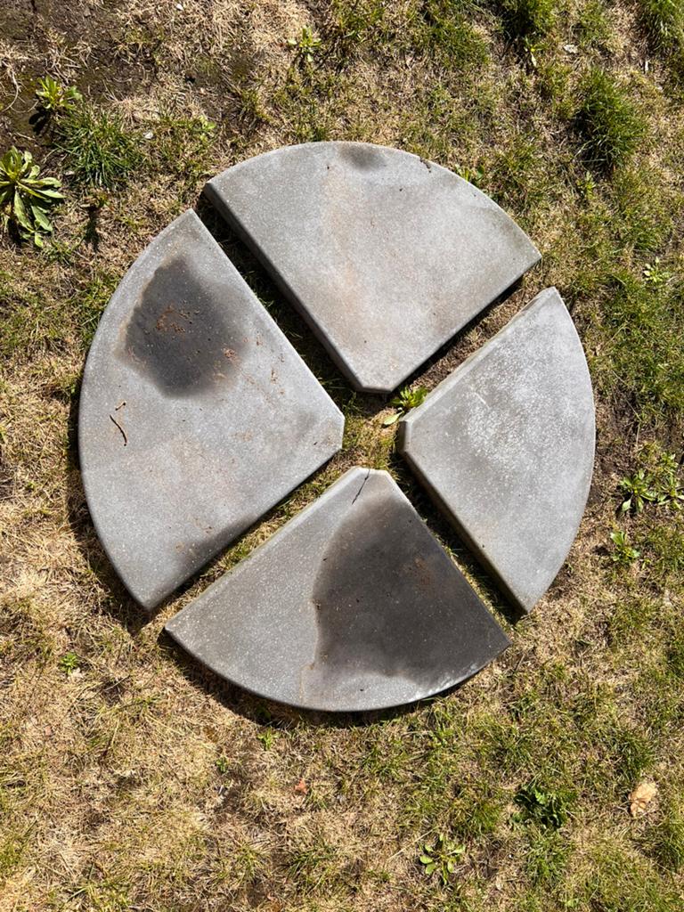 4-delige betonnen parasolvoet voor een parasol., Ophalen, Nieuw, Minder dan 1 meter, Zweefparasol