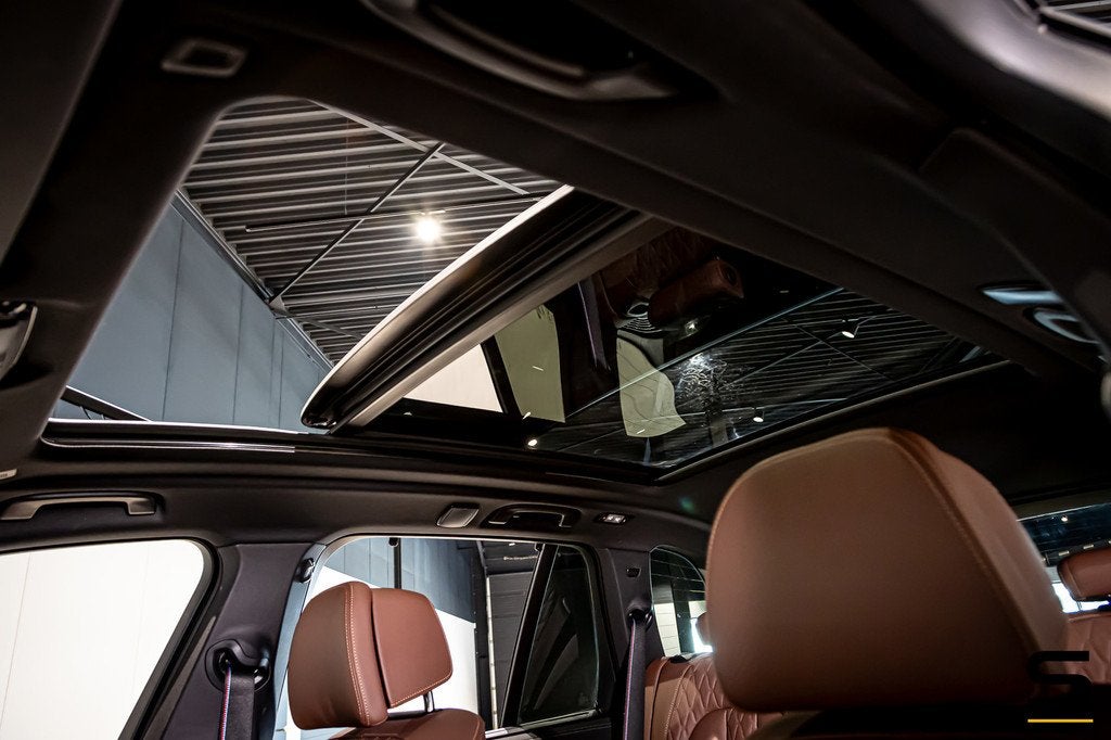 BMW X5 XDrive50e|M-sportPro|Comfort|H&K|Fiscaal aantrekkelij, Auto's, BMW, Automaat, X5, Zwart, 489 pk