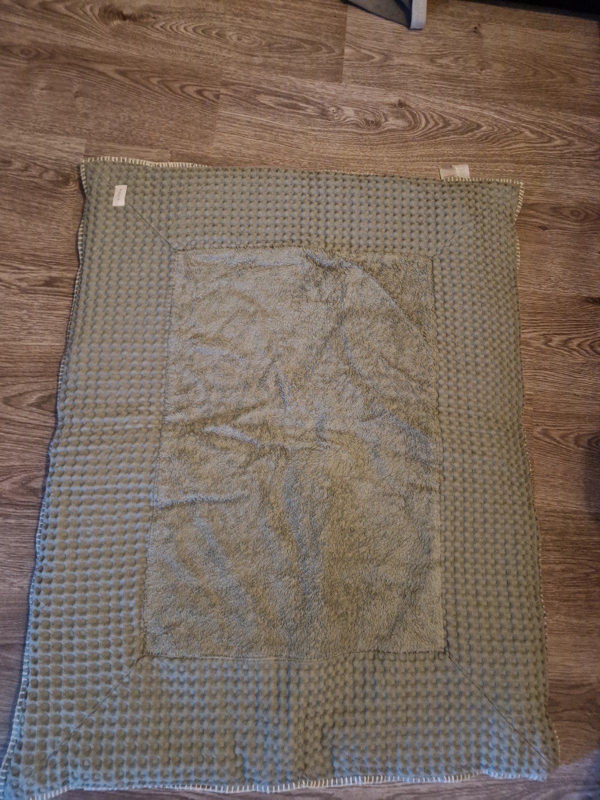 2x boxkleden:groen/grijs en bruin/taupe, Ophalen